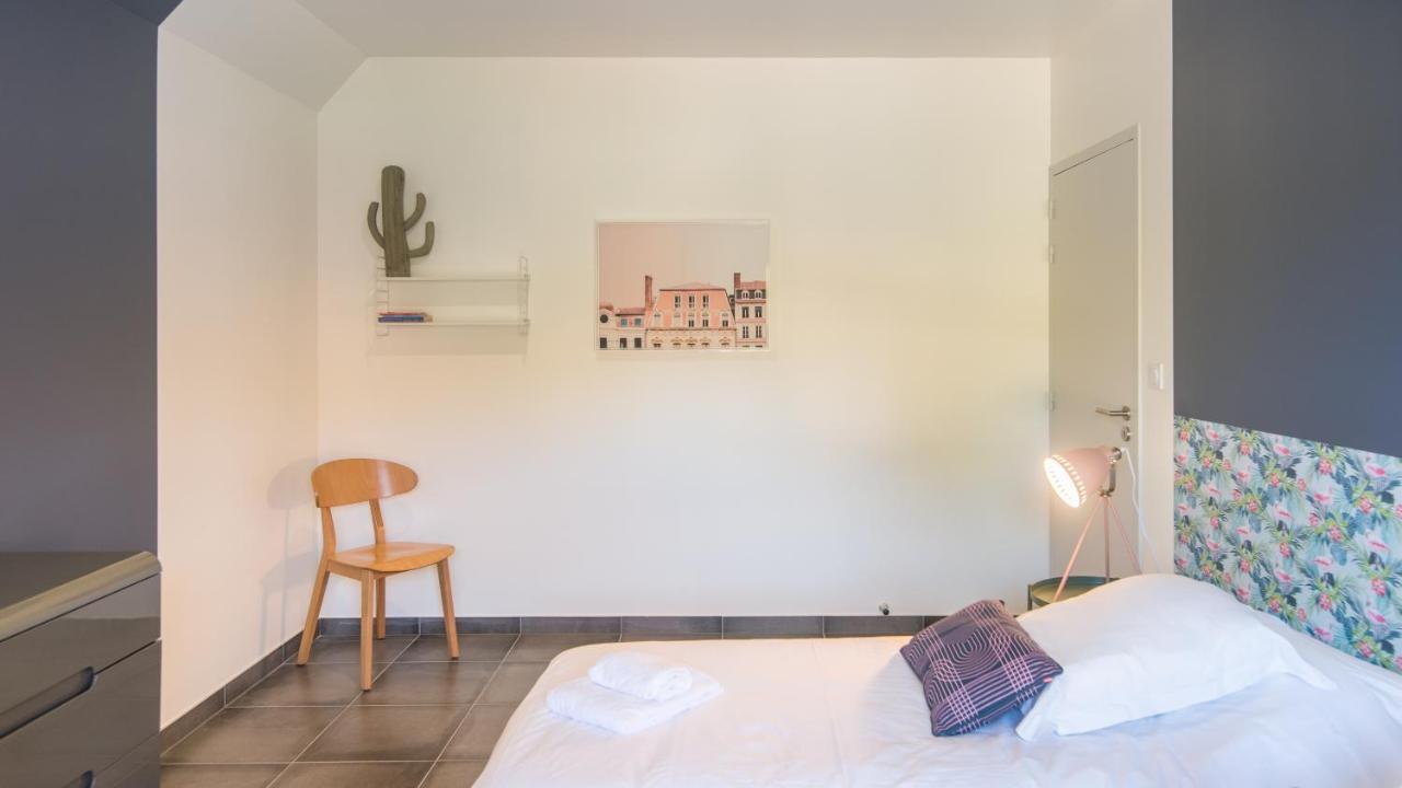 Plein Sud Avec Jacuzzi Privatif Et Parking Prive Apartment ซาร์ลา-ลา-กาเนดา ภายนอก รูปภาพ